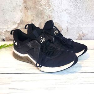 Nike Air Max Bella TR 5 Black & White Womens Size 9